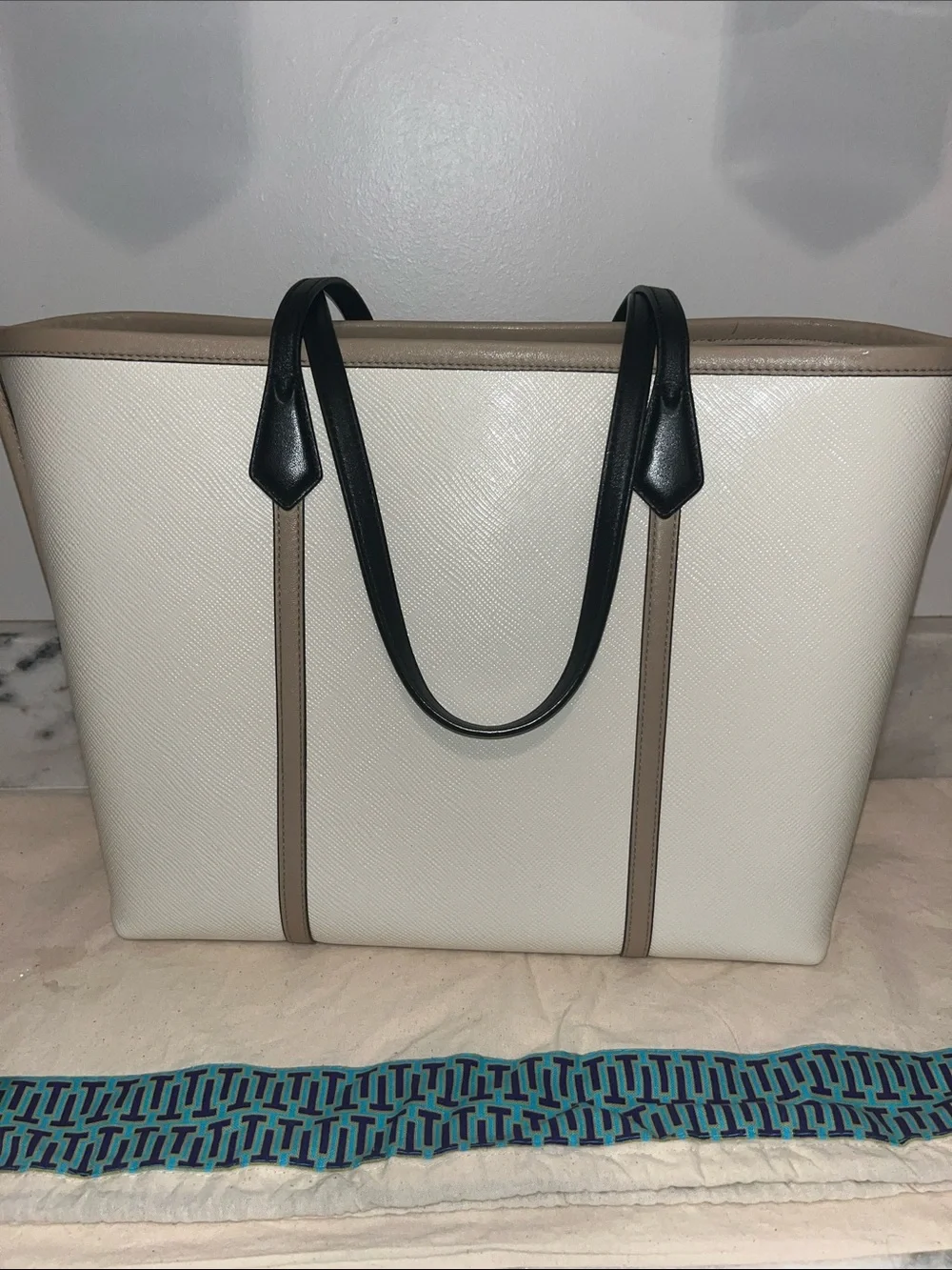 Tory Burch top classic